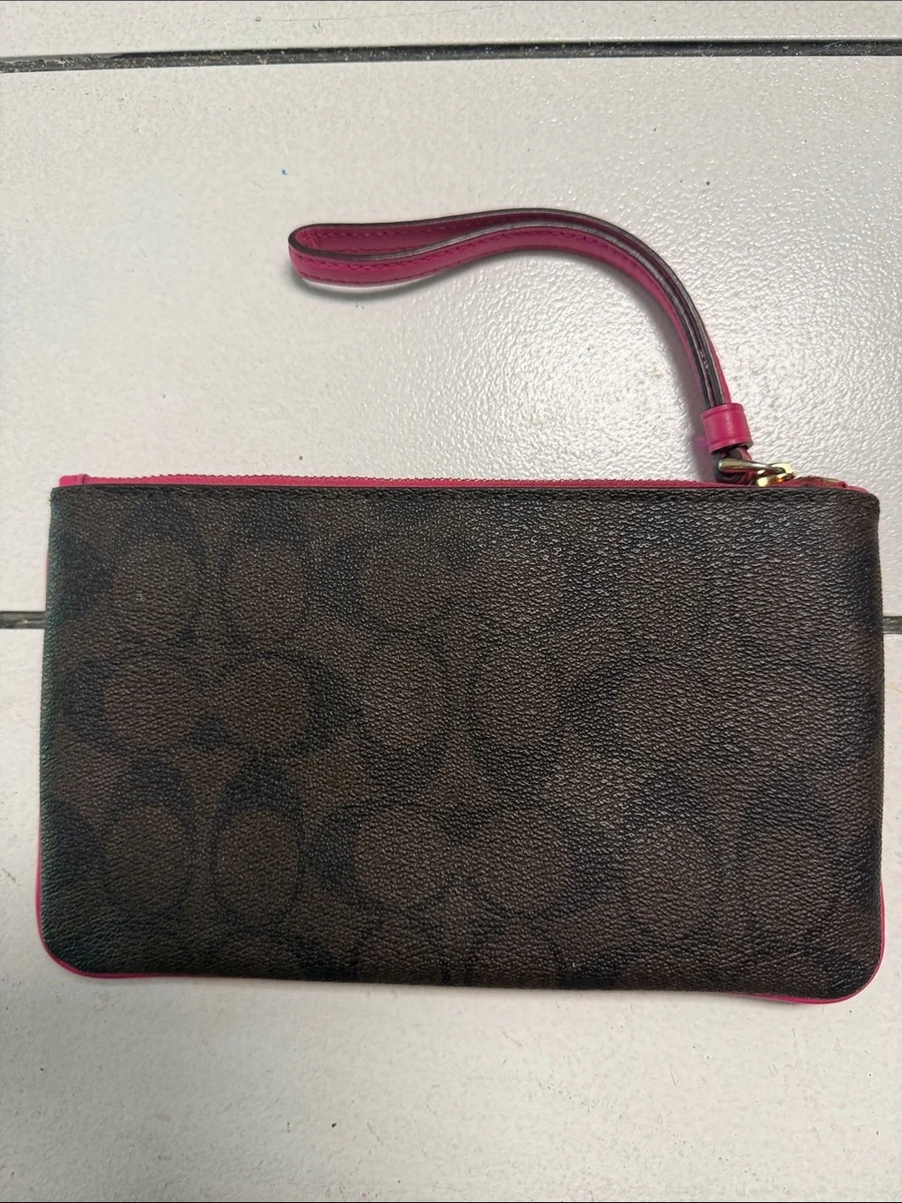 Coach cure wristlet